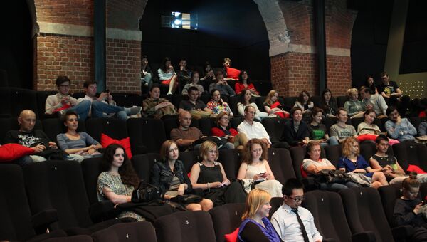 Посетители Центра документального кино. Архивное фото Посетители Центра документального кино. Архивное фото