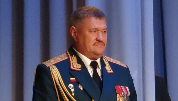 Погибший в Сирии командующий 5-й общевойсковой армией генерал-лейтенант Валерий Асапов. Архивное фото Погибший в Сирии командующий 5-й общевойсковой армией генерал-лейтенант Валерий Асапов. Архивное фото