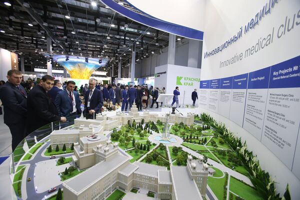 Стенд инновационного медицинского кластера в Кавказских Минеральных водах на выставке Российского инвестиционного форума в Сочи Стенд инновационного медицинского кластера в Кавказских Минеральных водах на выставке Российского инвестиционного форума в Сочи