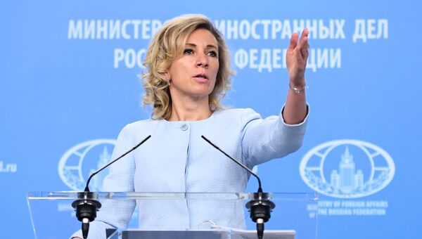 Официальный представитель министерства иностранных дел России Мария Захарова во время брифинга в Москве. 4 октября 2017 Официальный представитель министерства иностранных дел России Мария Захарова во время брифинга в Москве. 4 октября 2017