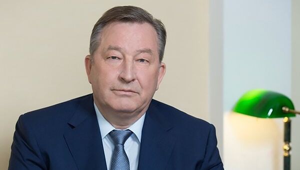 Губернатор Алтайского края Александр Карлин. Архивное фото Губернатор Алтайского края Александр Карлин. Архивное фото