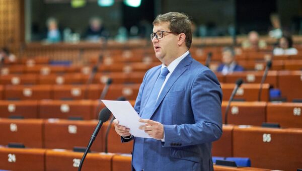 Глава украинской делегации Владимир Арьев во время заседания ПАСЕ в Страсбурге. Архивное фото Глава украинской делегации Владимир Арьев во время заседания ПАСЕ в Страсбурге. Архивное фото
