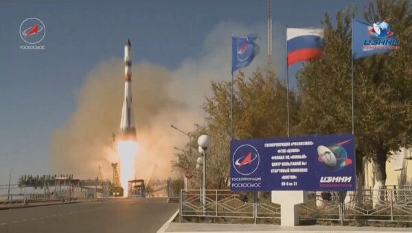 Пуск ракеты-носителя Союз-2.1а с грузовым кораблем Прогресс МС-07 с космодрома Байконур. 14 октября 2017 Пуск ракеты-носителя Союз-2.1а с грузовым кораблем Прогресс МС-07 с космодрома Байконур. 14 октября 2017