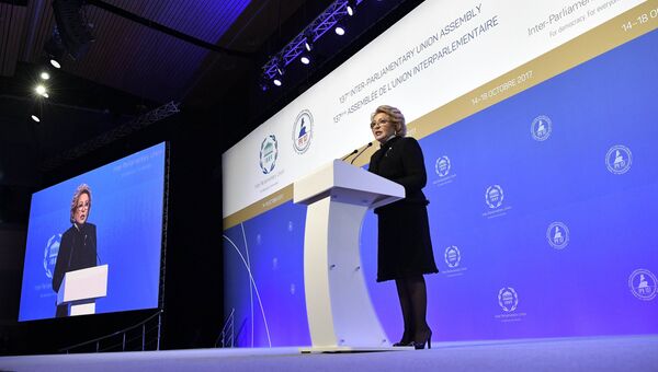 Валентина Матвиенко выступает на церемонии открытия 137-й Ассамблеи МПС в конгрессно-выставочном центре Экспофорум в Санкт-Петербурге. 14 октября 2017 Валентина Матвиенко выступает на церемонии открытия 137-й Ассамблеи МПС в конгрессно-выставочном центре Экспофорум в Санкт-Петербурге. 14 октября 2017