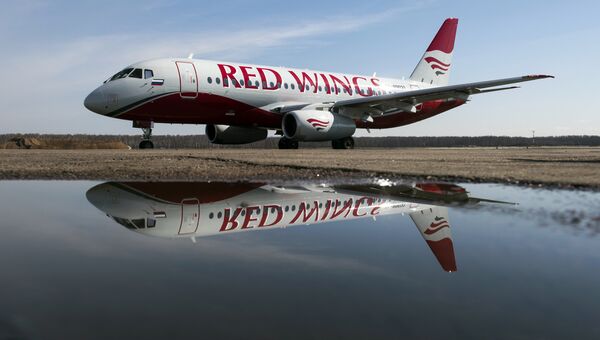 Самолет авиакомпании Red Wings. Архивное фото Самолет авиакомпании Red Wings. Архивное фото