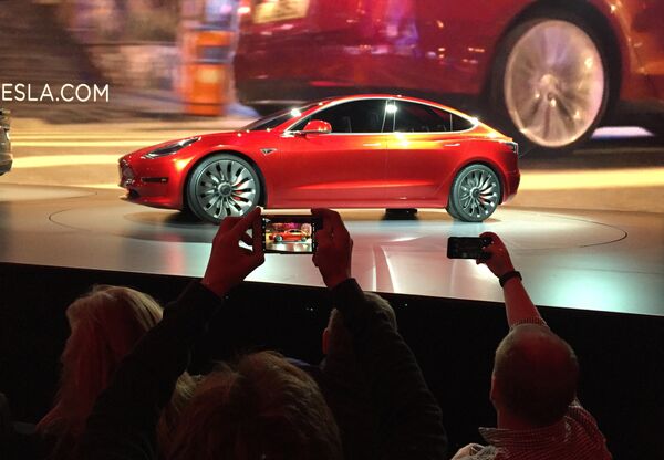 Автомобиль Tesla Motors Model 3 Автомобиль Tesla Motors Model 3