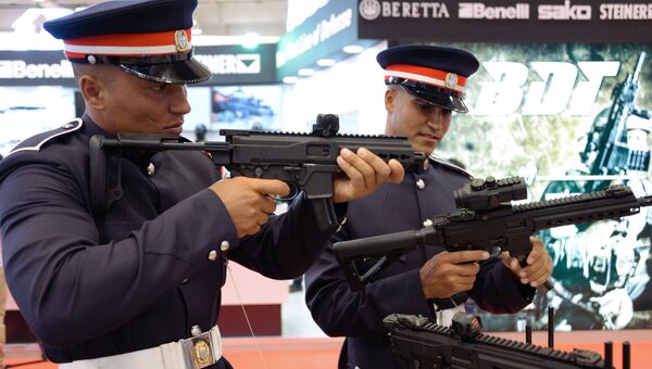 Посетители на международной оборонной выставке BIDEC-2017 в Бахрейне Посетители на международной оборонной выставке BIDEC-2017 в Бахрейне