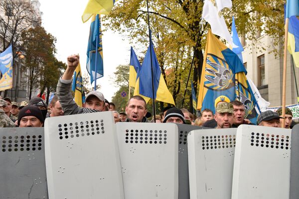 Акция протеста у здания Верховной рады Украины в Киеве Акция протеста у здания Верховной рады Украины в Киеве