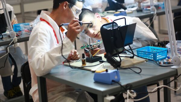 V Национальный чемпионат WorldSkills в Краснодаре. Соревнования в компетенции Электроника V Национальный чемпионат WorldSkills в Краснодаре. Соревнования в компетенции Электроника