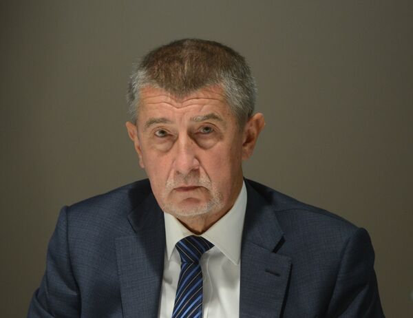 Андрей Бабис во время предвыборных дебатов в Праге Андрей Бабис во время предвыборных дебатов в Праге