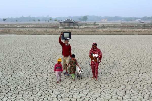 Pronob Ghosh. Drought of Bangladesh Pronob Ghosh. Drought of Bangladesh