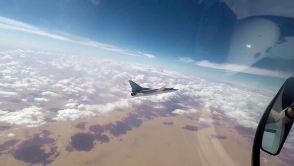 Авиаудары бомбардировщиками Ту-22М3 ВКС РФ по объектам террористов в провинции Дейр-эз-Зор. 1 ноября 2017 Авиаудары бомбардировщиками Ту-22М3 ВКС РФ по объектам террористов в провинции Дейр-эз-Зор. 1 ноября 2017