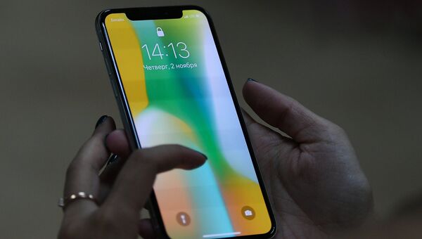 Новый смартфон iPhone X от компании Apple. Архивное фото Новый смартфон iPhone X от компании Apple. Архивное фото