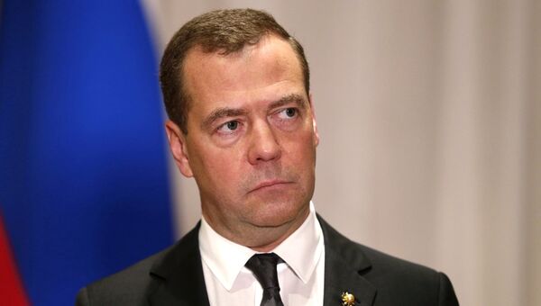 Премьер-министр РФ Дмитрий Медведев на пресс-конференции по итогам саммита АСЕАН и ВАС. 14 ноября 2017 Премьер-министр РФ Дмитрий Медведев на пресс-конференции по итогам саммита АСЕАН и ВАС. 14 ноября 2017