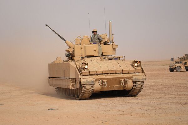 Боевая машина пехоты (БМП) США M2 Bradley Боевая машина пехоты (БМП) США M2 Bradley