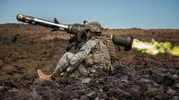 Американский переносной противотанковый ракетный комплекс (ПТРК) FGM-148 Javelin Американский переносной противотанковый ракетный комплекс (ПТРК) FGM-148 Javelin