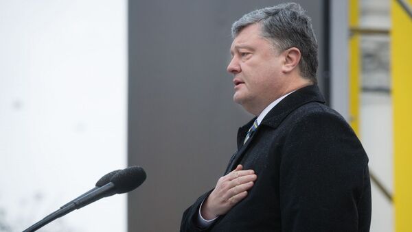 Президент Украины Петр Порошенко на церемонии переименования Высокомобильных десантных войск в Десантно-штурмовые войска и установление Дня десантно-штурмовых войск ВСУ. 21 ноября 2017 Президент Украины Петр Порошенко на церемонии переименования Высокомобильных десантных войск в Десантно-штурмовые войска и установление Дня десантно-штурмовых войск ВСУ. 21 ноября 2017