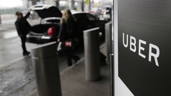 Автомобиль службы Uber Автомобиль службы Uber