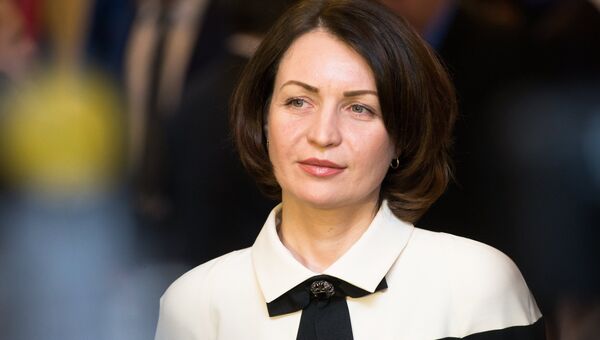 Новый мэр Омска Оксана Фадина на торжественной церемонии вступления в должность. 8 декабря 2017 Новый мэр Омска Оксана Фадина на торжественной церемонии вступления в должность. 8 декабря 2017