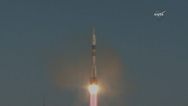 Старт ракеты Союз-ФГ с кораблем Союз МС-07 и новым экипажем МКС Старт ракеты Союз-ФГ с кораблем Союз МС-07 и новым экипажем МКС