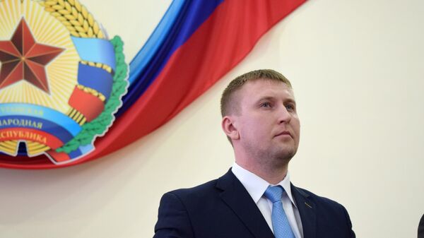 Глава Народного Совета ЛНР Денис Мирошниченко Глава Народного Совета ЛНР Денис Мирошниченко