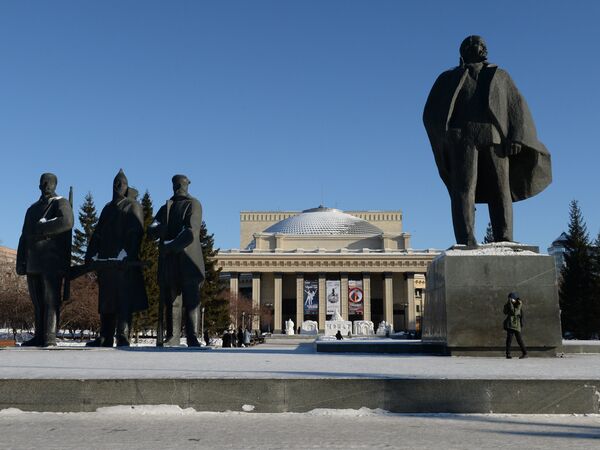 Новосибирск площадь ленина памятники