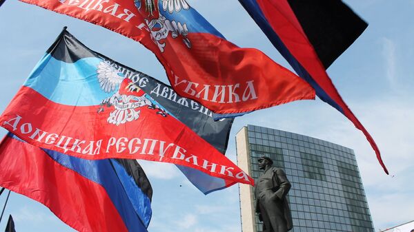 Митинг в честь годовщины провозглашения ДНР в Донецке Митинг в честь годовщины провозглашения ДНР в Донецке