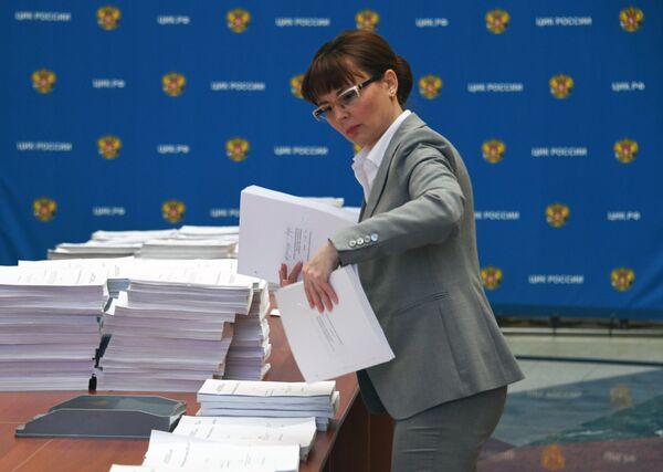 Передача подписей в поддержку выдвижения Владимира Путина на президентских выборах 2018 в ЦИК РФ. 29 января 2018 Передача подписей в поддержку выдвижения Владимира Путина на президентских выборах 2018 в ЦИК РФ. 29 января 2018