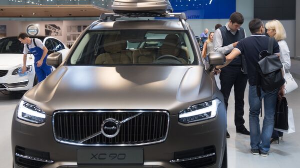 Автомобиль Volvo XC90 на Московском международном автомобильном салоне в Крокус Экспо. Архивное фото Автомобиль Volvo XC90 на Московском международном автомобильном салоне в Крокус Экспо. Архивное фото