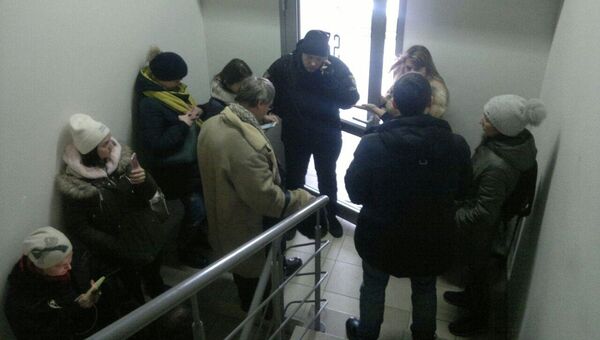 Ситуация у входа в редакцию газеты Вести в Киеве Ситуация у входа в редакцию газеты Вести в Киеве