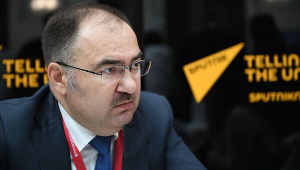 Председатель правления ПФР Антон Дроздов во время интервью на Российском инвестиционном форуме в Сочи Председатель правления ПФР Антон Дроздов во время интервью на Российском инвестиционном форуме в Сочи