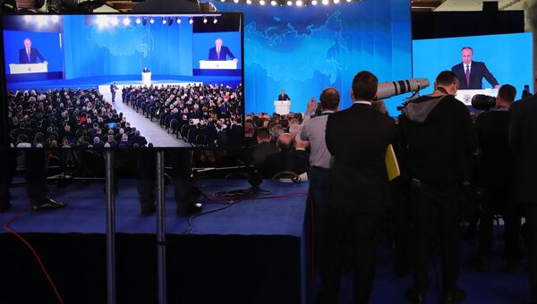 Президент РФ Владимир Путин выступает с ежегодным посланием Федеральному Собранию. 1 марта 2018 Президент РФ Владимир Путин выступает с ежегодным посланием Федеральному Собранию. 1 марта 2018