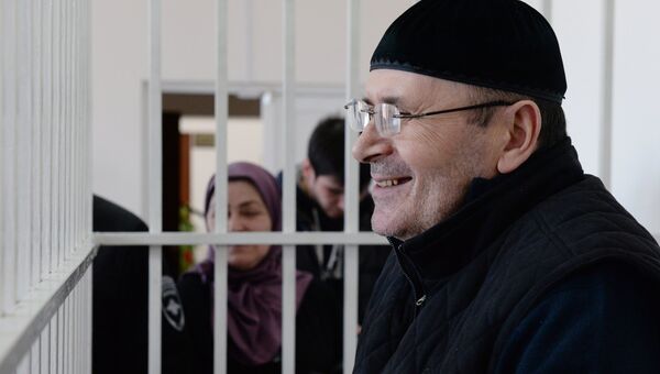 Глава чеченского отделения правозащитного центра Мемориал Оюб Титиев. Архивное фото Глава чеченского отделения правозащитного центра Мемориал Оюб Титиев. Архивное фото