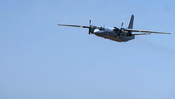 Военно-транспортный самолет Ан-26. Архивное фото Военно-транспортный самолет Ан-26. Архивное фото