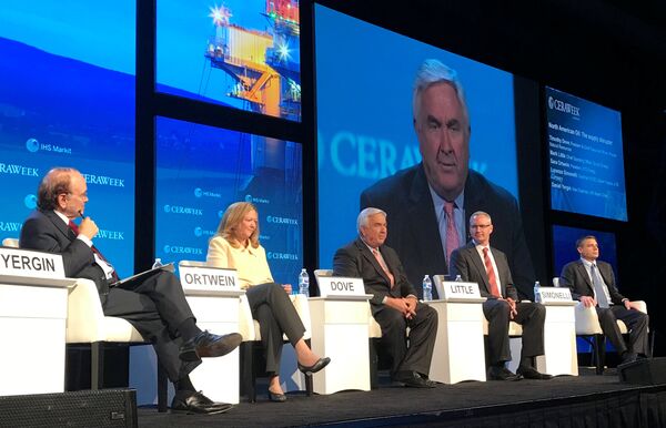 Панельная дискуссия на энергетической конференции CERAWeek в Хьюстоне. 6 марта 2018 года Панельная дискуссия на энергетической конференции CERAWeek в Хьюстоне. 6 марта 2018 года