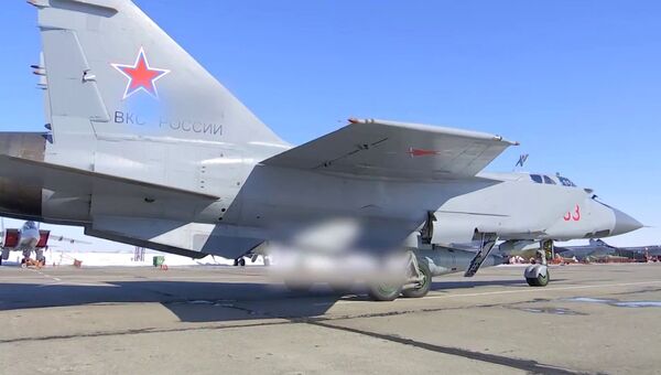 Экипаж истребителя МиГ-31 ВКС провел учебный пуск гиперзвуковой ракеты Кинжал. Архивное фото Экипаж истребителя МиГ-31 ВКС провел учебный пуск гиперзвуковой ракеты Кинжал. Архивное фото