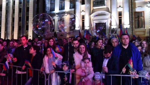 Концерт-митинг, приуроченный к четвертой годовщине воссоединения Крыма с Россией в Краснодаре Концерт-митинг, приуроченный к четвертой годовщине воссоединения Крыма с Россией в Краснодаре