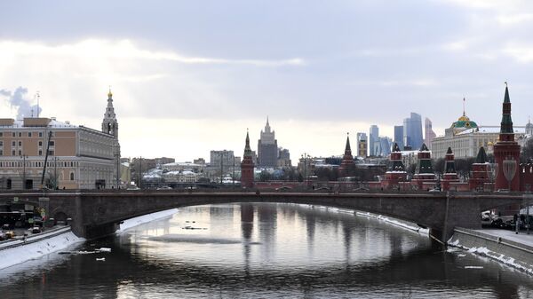 Московский Кремль и Кремлевская набережная Московский Кремль и Кремлевская набережная