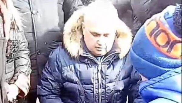 Вице-губернатор Кемеровской области Сергей Цивилев на митинге в память о жертвах пожара в ТЦ Зимняя вишня Вице-губернатор Кемеровской области Сергей Цивилев на митинге в память о жертвах пожара в ТЦ Зимняя вишня