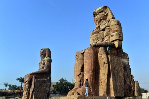 Колоссы Мемнона в Луксоре, Египет Колоссы Мемнона в Луксоре, Египет
