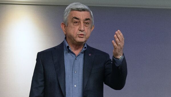 Премьер-министр Серж Саргсян во время встречи с Николом Пашиняном Премьер-министр Серж Саргсян во время встречи с Николом Пашиняном