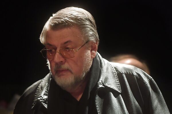 Художественный руководитель Театра сатиры, актер Александр Ширвиндт на церемонии прощания с народной артисткой России Ниной Дорошиной в московском театре Современник. 24 апреля 2018 Художественный руководитель Театра сатиры, актер Александр Ширвиндт на церемонии прощания с народной артисткой России Ниной Дорошиной в московском театре Современник. 24 апреля 2018