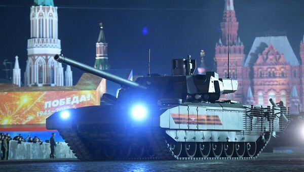 Танк Т-14 Армата на репетиции военного парада на Красной площади, посвященного 73-й годовщине Победы в Великой Отечественной войне Танк Т-14 Армата на репетиции военного парада на Красной площади, посвященного 73-й годовщине Победы в Великой Отечественной войне