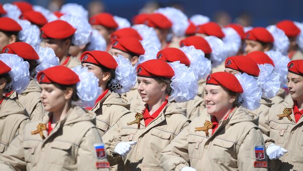 Парадный расчет Юнармии на военном параде, посвященном 73-й годовщине Победы в ВОВ Парадный расчет Юнармии на военном параде, посвященном 73-й годовщине Победы в ВОВ