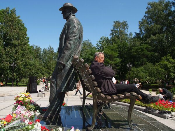 Памятник Сергею Рахманинову открылся в Великом Новгороде Памятник Сергею Рахманинову открылся в Великом Новгороде
