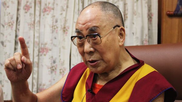 Далай-лама во время интервью в своей резиденции в Дхарамсале