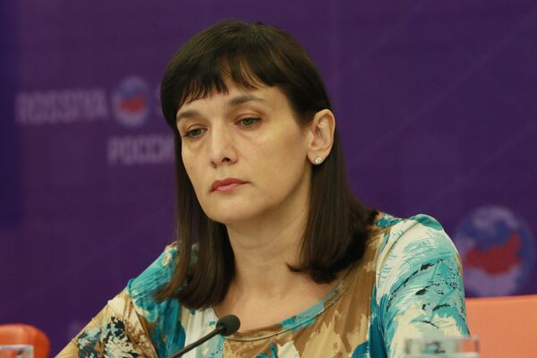 Одесская журналистка Елена Глищинская, проведшая год в украинском СИЗО по обвинению в сепаратизме, на пресс-конференции представителей Международного правозащитного движения Uapolitfreedom в ММПЦ МИА Россия сегодня Одесская журналистка Елена Глищинская, проведшая год в украинском СИЗО по обвинению в сепаратизме, на пресс-конференции представителей Международного правозащитного движения Uapolitfreedom в ММПЦ МИА Россия сегодня