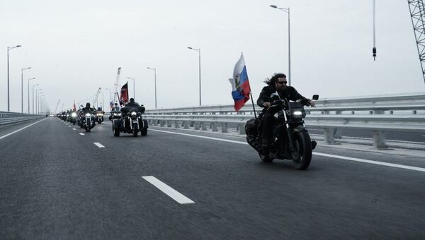 Байкер Хирург на Крымском мосту Байкер Хирург на Крымском мосту