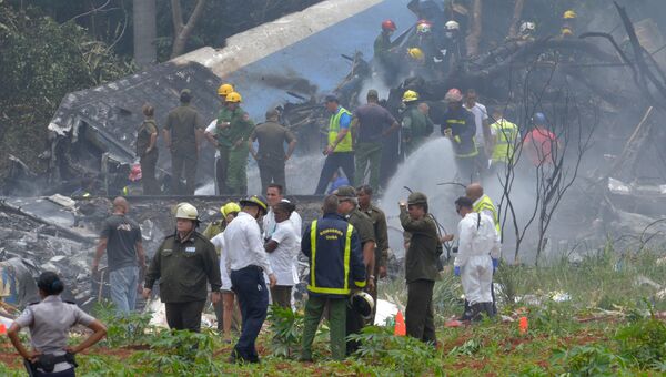 На месте крушения самолета Boeing 737 авиакомпании Cubana de Aviacion в Гаване, Куба. 18 мая 2018 На месте крушения самолета Boeing 737 авиакомпании Cubana de Aviacion в Гаване, Куба. 18 мая 2018