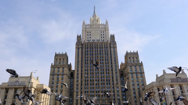 Здание министерства иностранных дел РФ на Смоленской-Сенной площади в Москве. Архивное фото Здание министерства иностранных дел РФ на Смоленской-Сенной площади в Москве. Архивное фото
